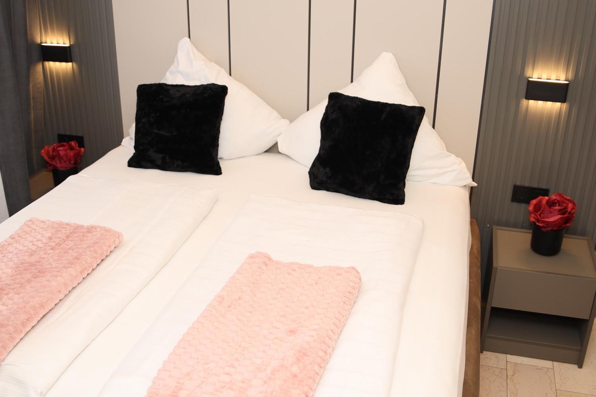 Hotel Hafez Bad Salzuflen Esterno foto