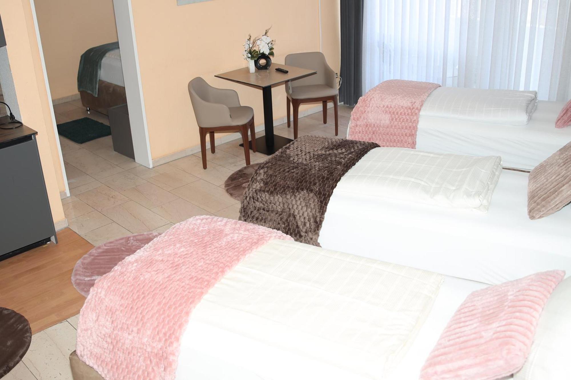 Hotel Hafez Bad Salzuflen Esterno foto