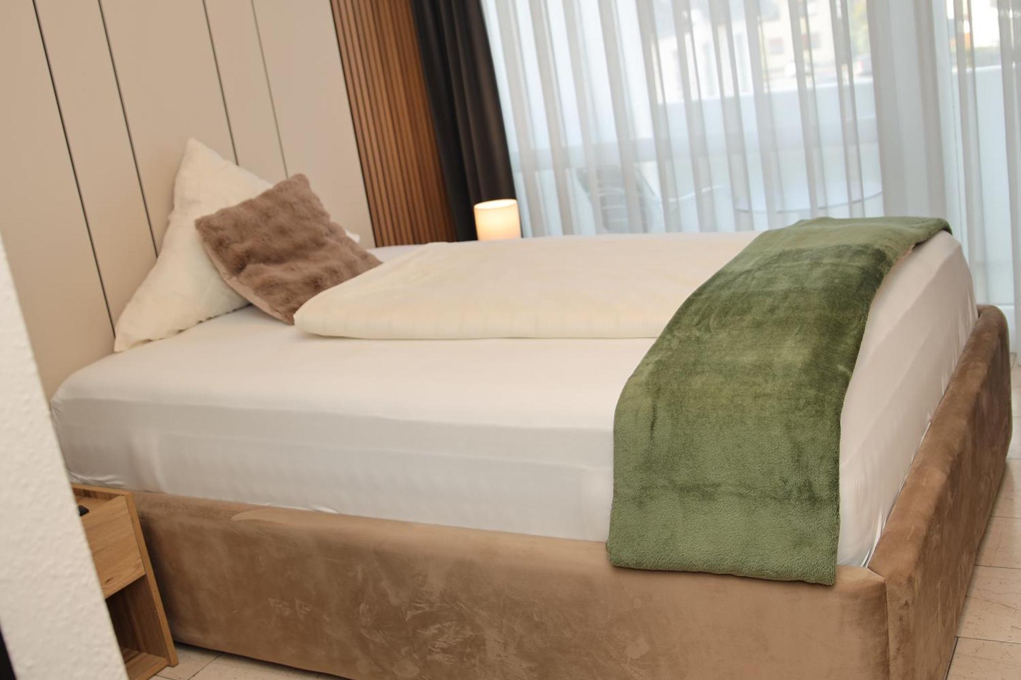 Hotel Hafez Bad Salzuflen Esterno foto