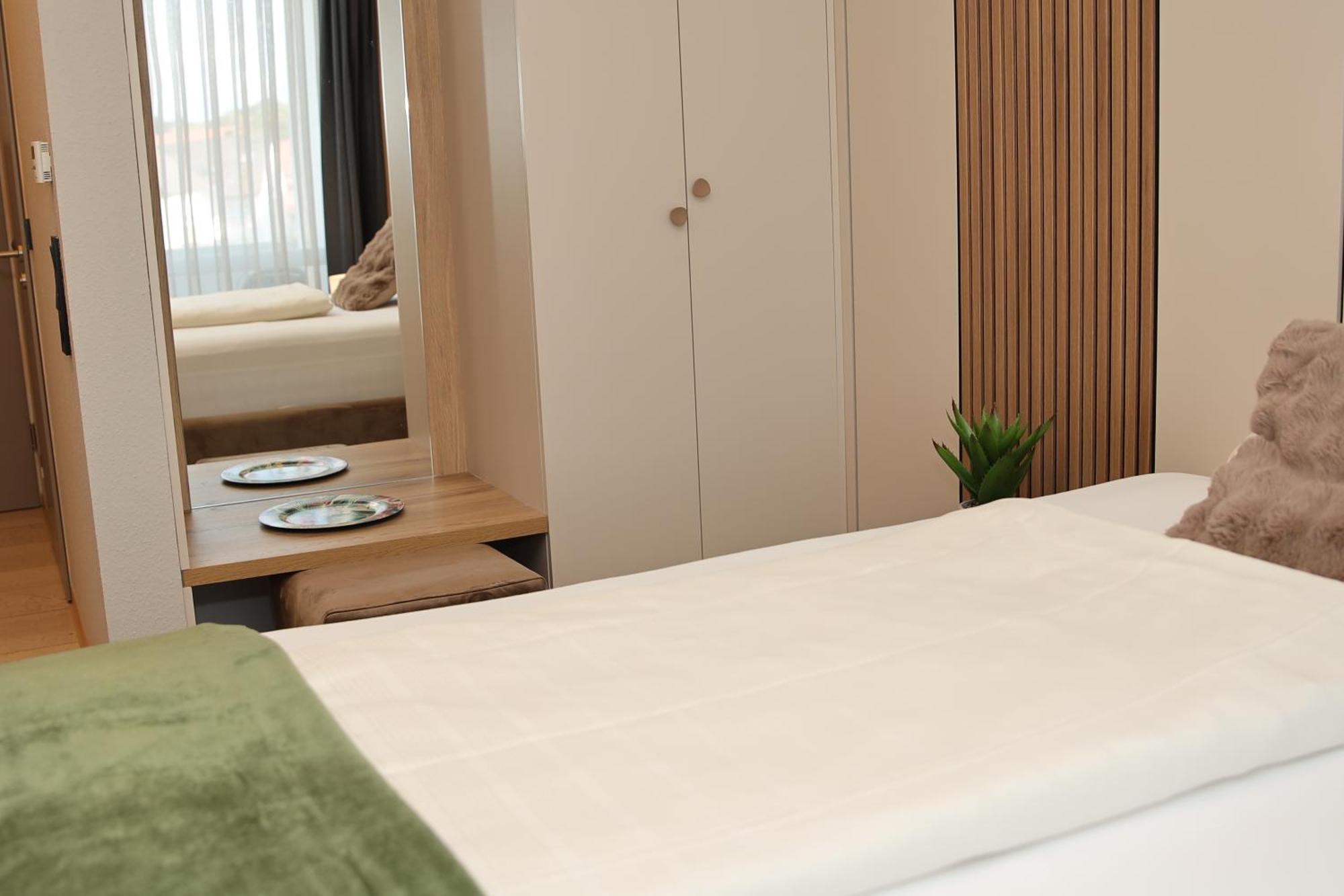 Hotel Hafez Bad Salzuflen Esterno foto