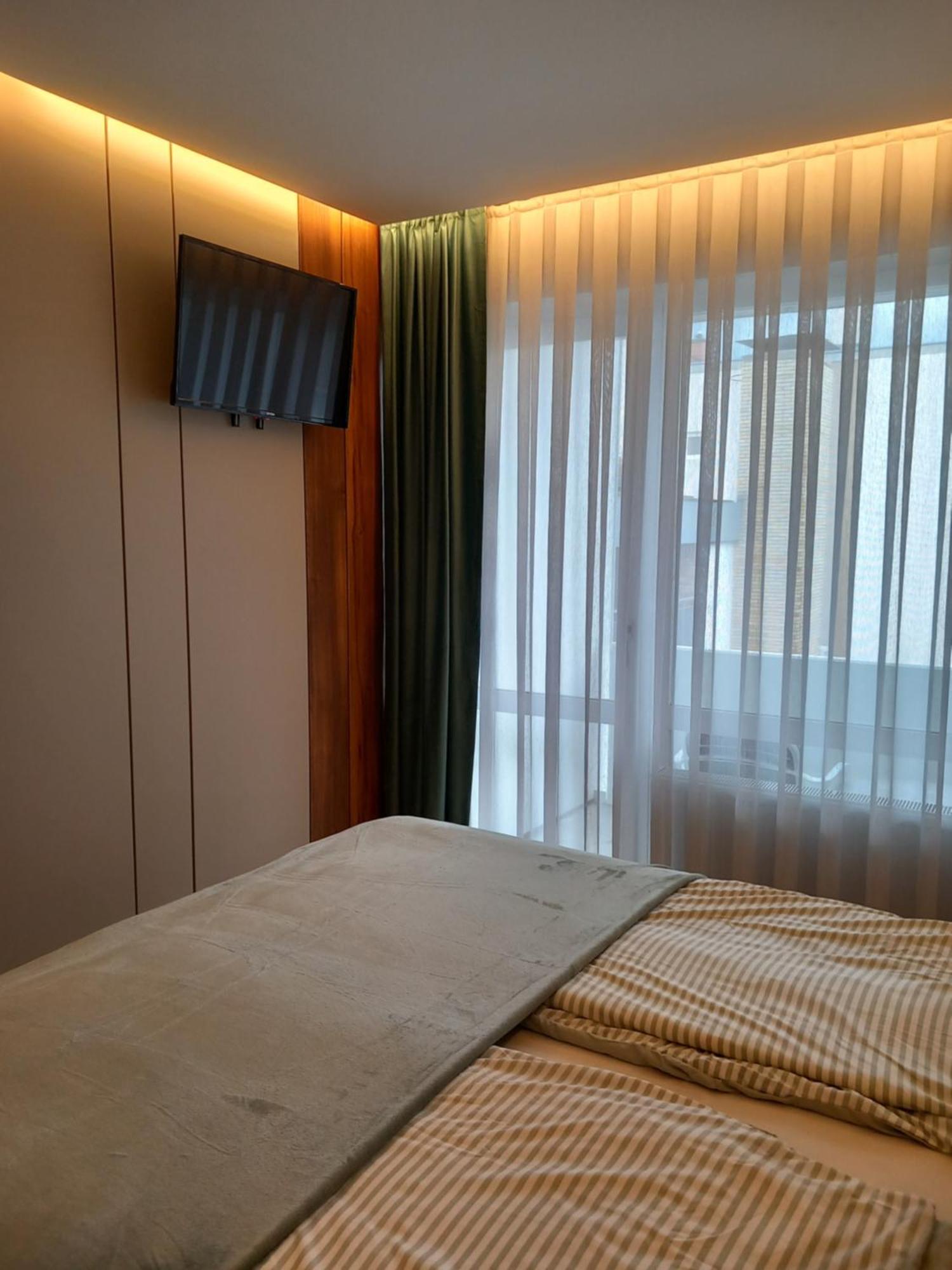 Hotel Hafez Bad Salzuflen Esterno foto