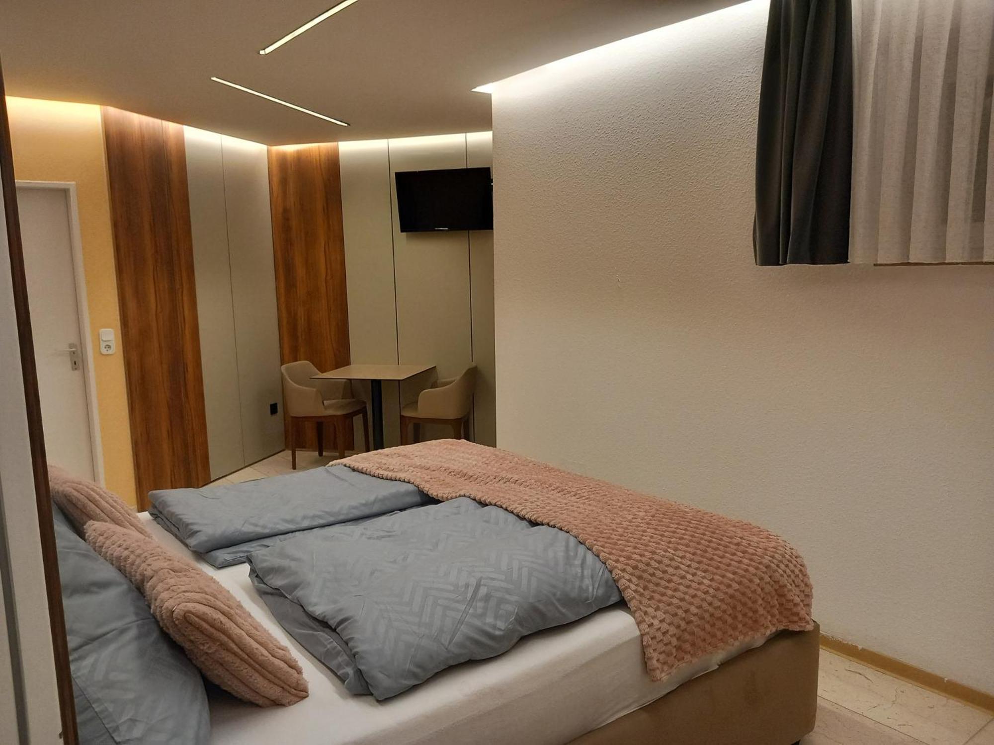 Hotel Hafez Bad Salzuflen Esterno foto