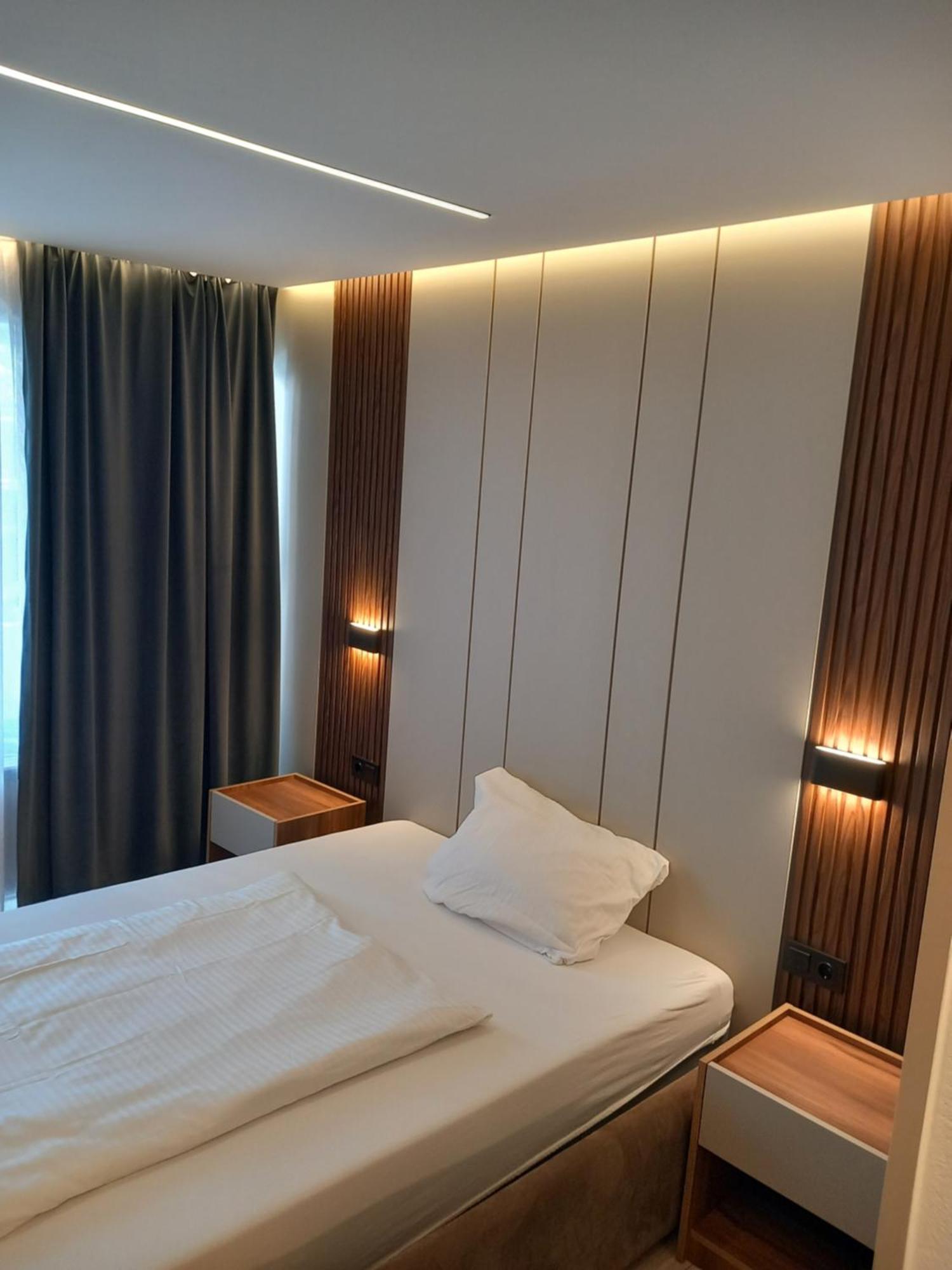 Hotel Hafez Bad Salzuflen Esterno foto
