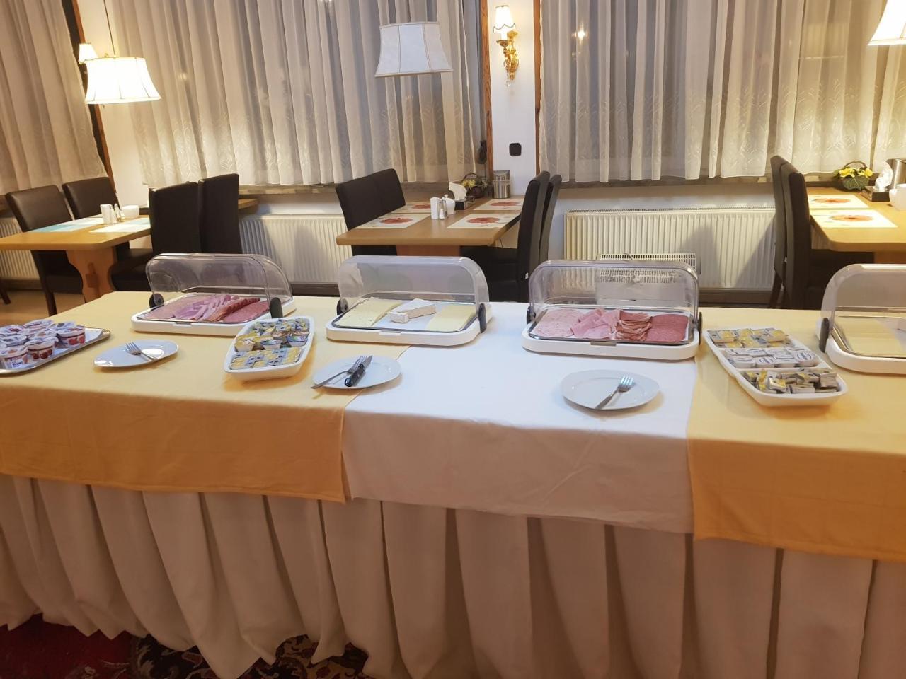 Hotel Hafez Bad Salzuflen Esterno foto
