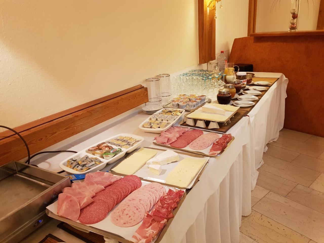 Hotel Hafez Bad Salzuflen Esterno foto